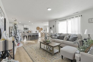 305 Great Plains St, Nixa, MO 65714 - photo 3