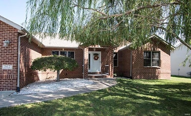 362 Sleeping Indian Dr, Freeburg, IL 62243 - photo 4