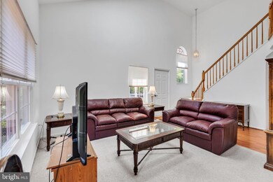 22 Pioneer Ct, Ewing, NJ 08628 - photo 4