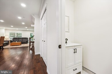 20029 Placid Lake Terrace, Germantown, MD 20874 - photo 3