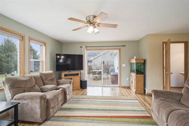 305 4th St, Brooklyn, WI 53521 - photo 7