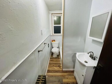 680 Hayes St, Hazleton, PA 18201 - photo 5