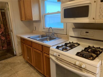 641 16th Ave SW, Cedar Rapids, IA 52404 - photo 6