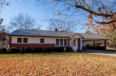 179 Shumaker Dr, Statesville, NC 28625 - photo 2