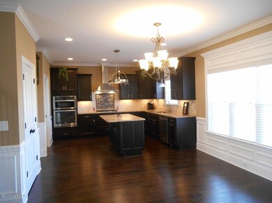 904 Megan Dr, Greenville, NC 27834 - photo 3