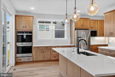 41800 Preston Falls Way, Ashburn, VA 20148 - photo 4