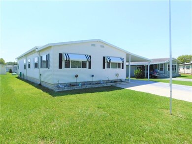 5650 Loretta Ct, Zephyrhills, FL 33542 - photo 4