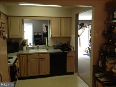 163 Trafalgar Rd unit 129, Doylestown, PA 18901 - photo 4