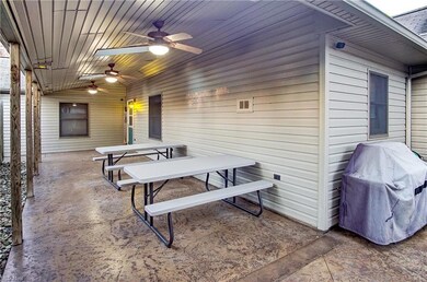 Privately fenced/covered side patio