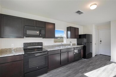 4811 Camp Verde Cir, Sherman, TX 75092 - photo 5