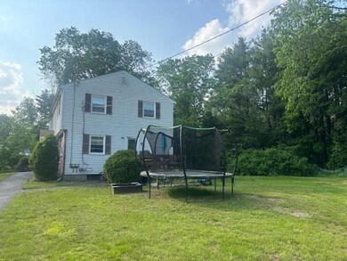 4,7,8 Crestwood Ln, Acton, MA 01720 - photo 5