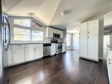 826 Kingham Rd, Davenport, FL 33837 - photo 3