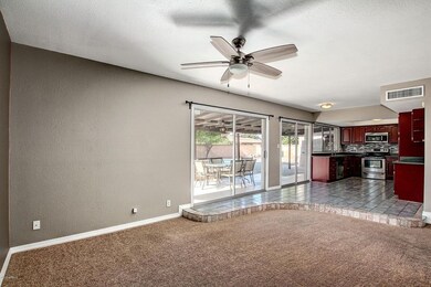 LIVING ROOM/KITCHEN