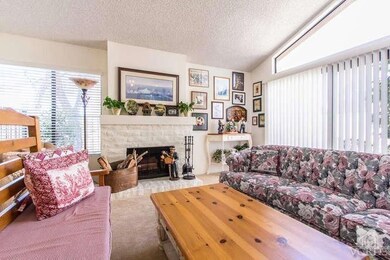 293 Pebble Beach Dr unit 61, Newbury Park, CA 91320 - photo 4