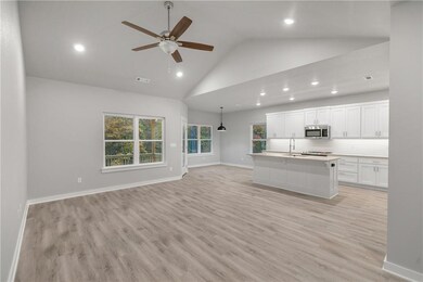 12 Saxilby Ln, Bella Vista, AR 72715 - photo 3