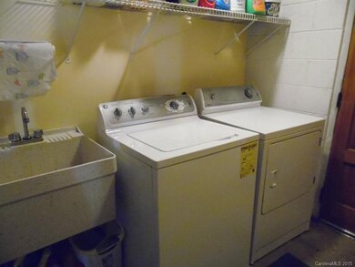 315 Heritage Rd, Statesville, NC 28625 - photo 4