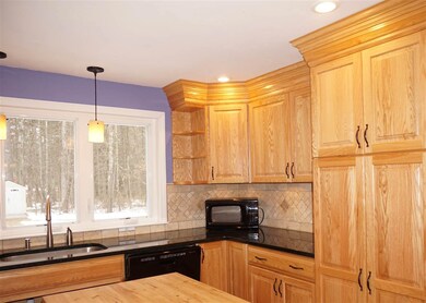 10 West Rd, Merrimack, NH 03054 - photo 2