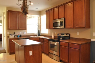 KITCHEN 1