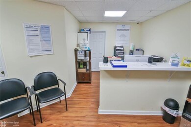 524 W Broad St, Quakertown, PA 18951 - photo 4