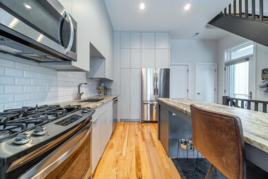 990 Summit (Interior)-6