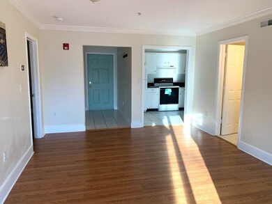 86 E Howard St unit 203, Quincy, MA 02169 - photo 5