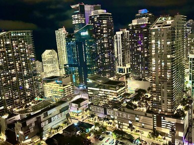 Mint at Riverfront unit 4804, Miami, FL 33130 - photo 4