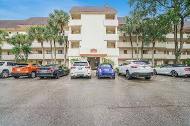 12524 Shoreline Dr unit 202, Wellington, FL 33414 - photo 2