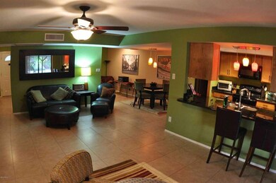family room 4
