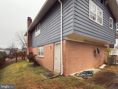 12826 Camellia Dr, Silver Spring, MD 20906 - photo 4