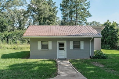 125 Tolar Cut Off, Columbia, MS 39429 - photo 2