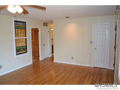 Living Room w/Stained Glass