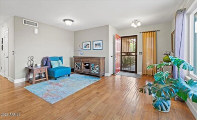 03-2208 E Heston Dr 03