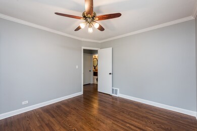 305 Keller Ave, Waukegan, IL 60085 - photo 7