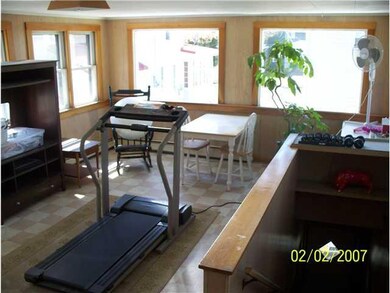 Porch - Enclosed
