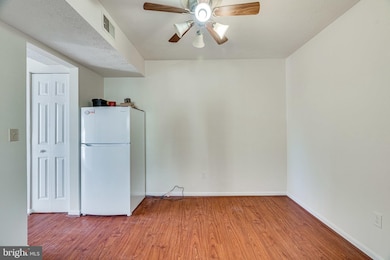 14007A Grumble Jones Ct, Centreville, VA 20121 - photo 5