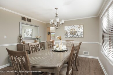 194 Kinnoll Hill Ct unit 194, Matawan, NJ 07747 - photo 6