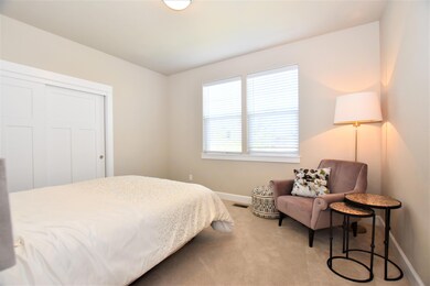 4642 SW Yew Leaf Ct, Redmond, OR 97756 - photo 7