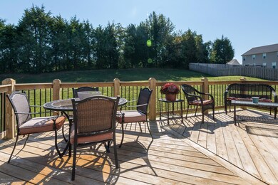 8923 Meadow Sweet Way, Louisville, KY 40228 - photo 2