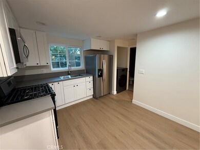 6538 Kelvin Ave, Los Angeles, CA 91306 - photo 7