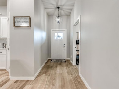 11033 NW 20th Terrace, Yukon, OK 73099 - photo 4