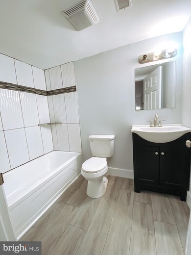 510 W 7th St, Laurel, DE 19956 - photo 5