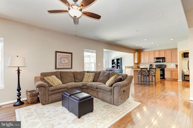 1109 Sassafras Cir, Eldersburg, MD 21784 - photo 2