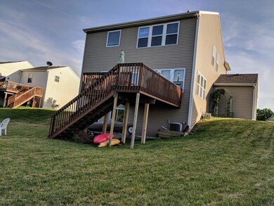 127 Lake Ridge Dr Rear