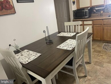 112 W Laurel St, Shenandoah, PA 17976 - photo 7