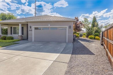 2500 Bethany Ct, Medford, OR 97504 - photo 3