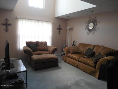 7921 Grand Cascade Dr unit 7501, Louisville, KY 40228 - photo 3