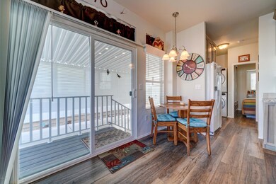 1800 N Ironwood Dr-10
