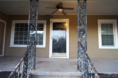 716 W Broadway St, Henryetta, OK 74437 - photo 3