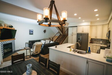 288EdwardsVillageBlvd_27433_8