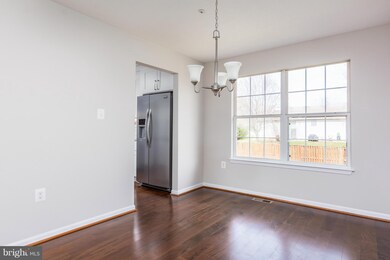 7204 Ballantrae Ct, Clinton, MD 20735 - photo 6